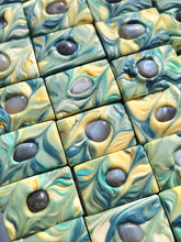 Load image into Gallery viewer, Spring Breeze Soap Earthly Soap Goods
