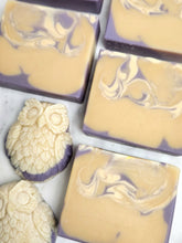 Load image into Gallery viewer, Lovely Lavender Soap Earthly Soap Goods
